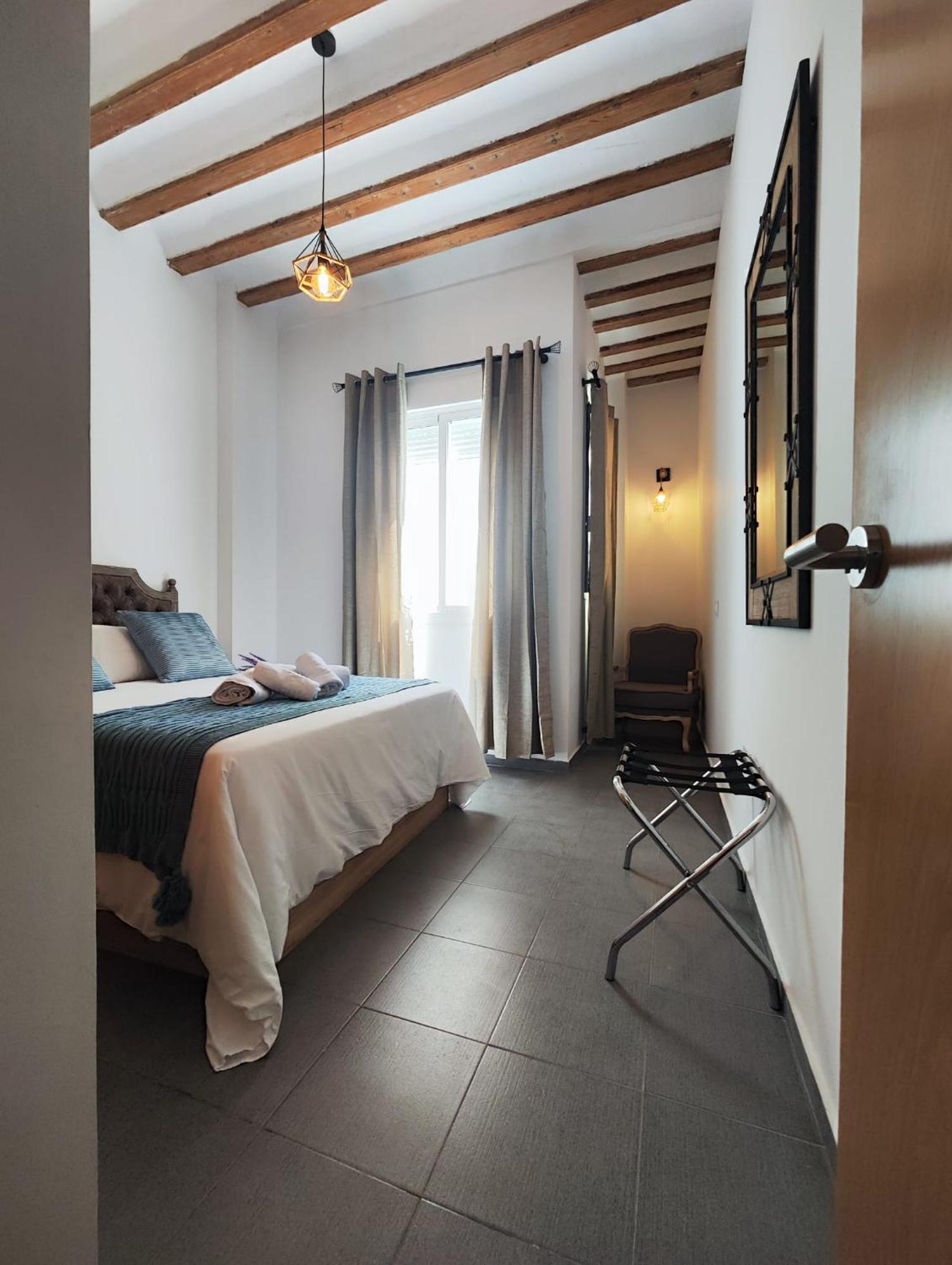 Suite Del Mercado Little Apartments Кадис Екстериор снимка
