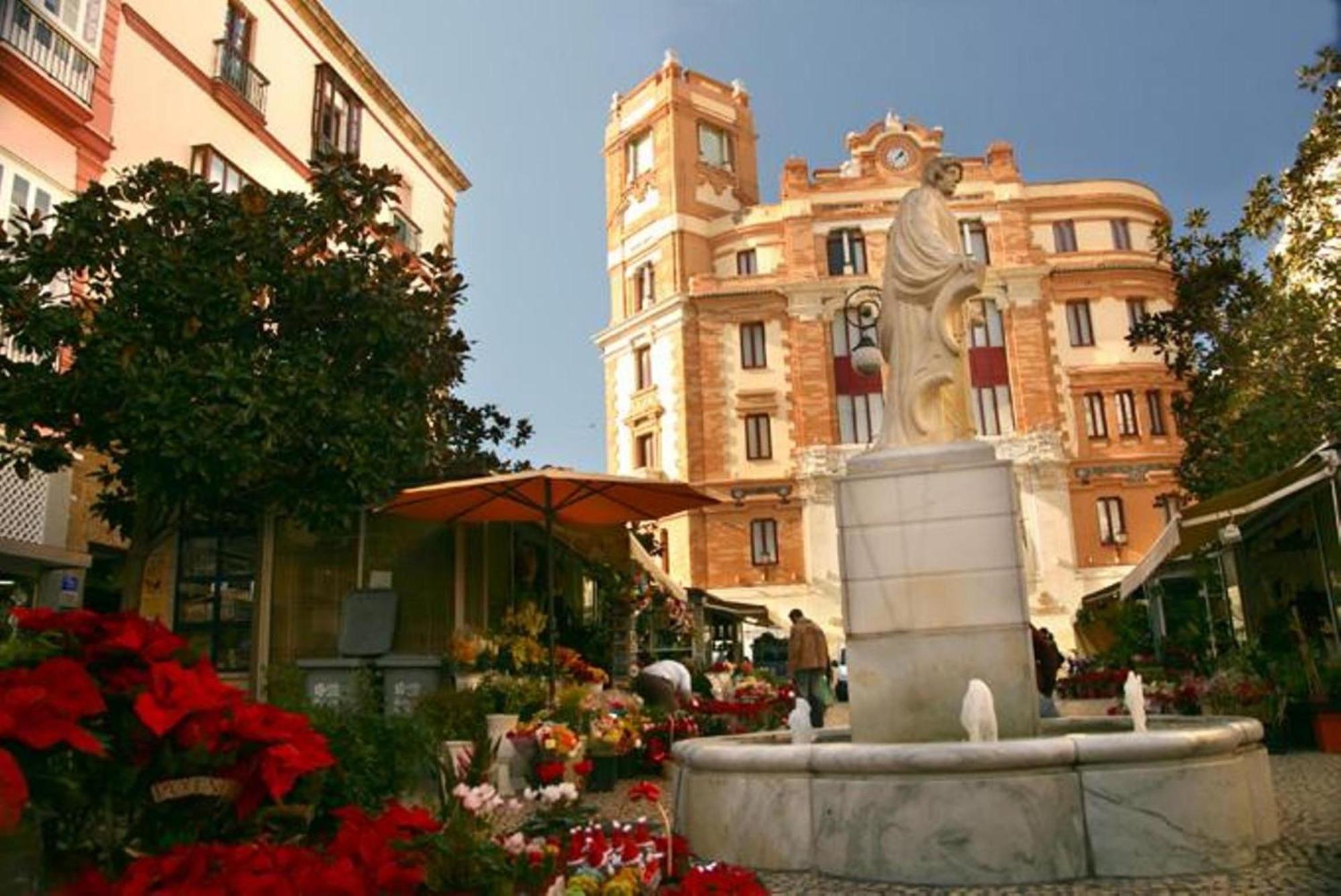 Suite Del Mercado Little Apartments Кадис Екстериор снимка